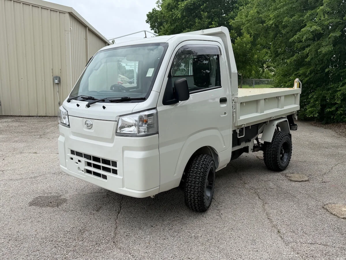 2022 Daihatsu Hijet - Image 7