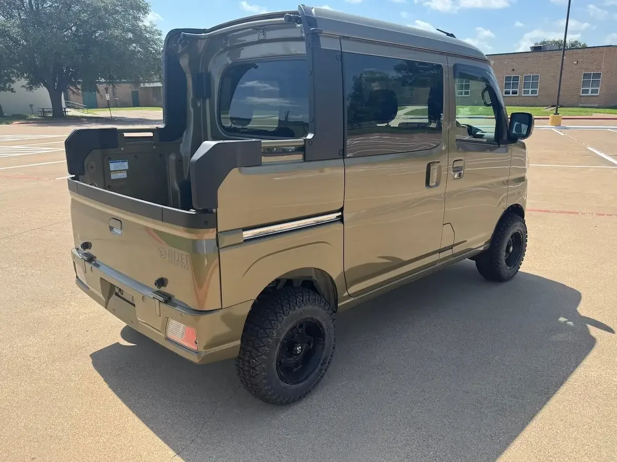 2024 Daihatsu Hijet Deck Van - Image 3