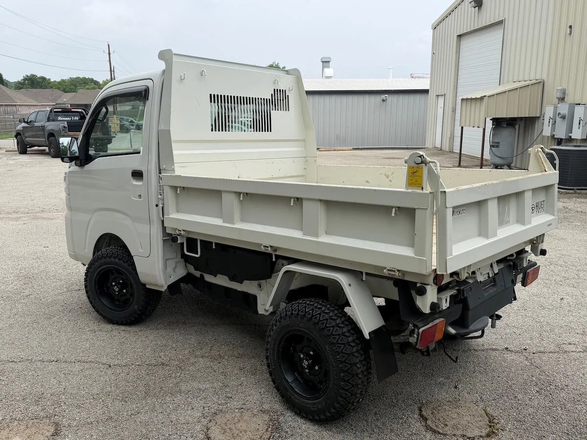 2022 Daihatsu Hijet - Image 5