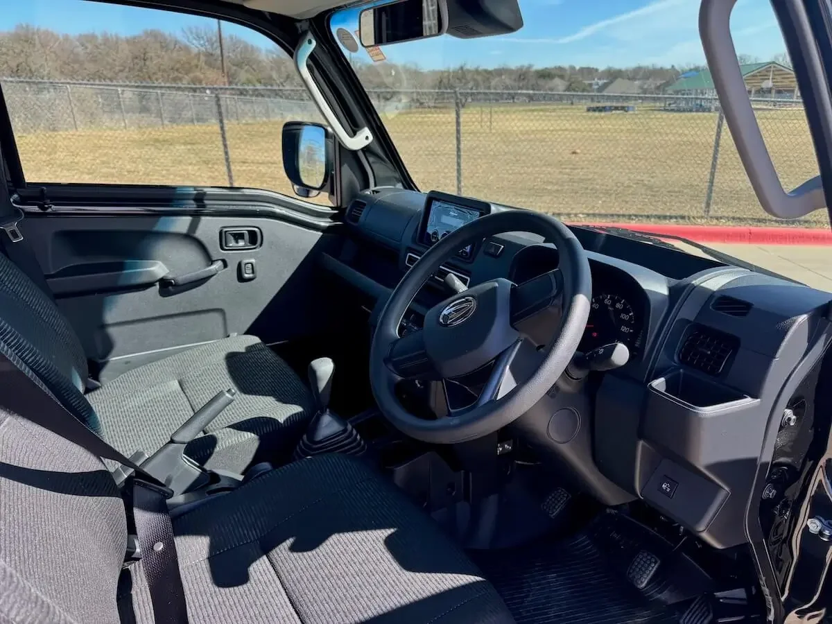 2025 Daihatsu Hijet Jumbo Hard Cargo Edition - Image 7