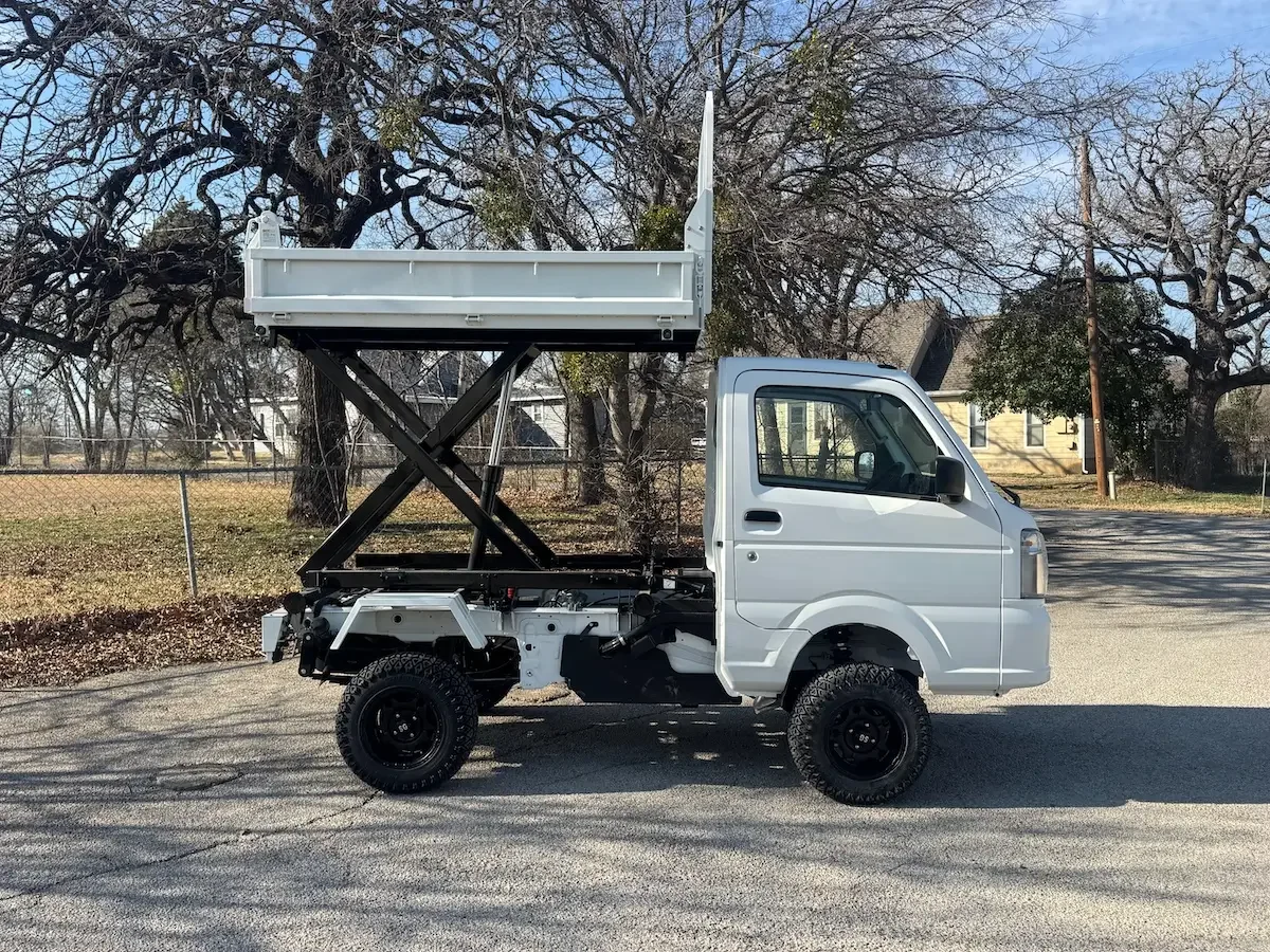 2025 Suzuki Carry Scissor/Dump Bed - Image 6