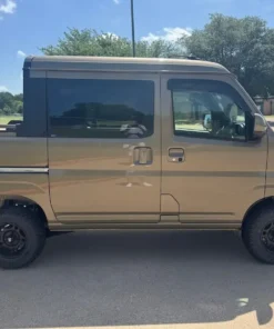 Alternative view of 2024 Daihatsu Hijet Deck Van