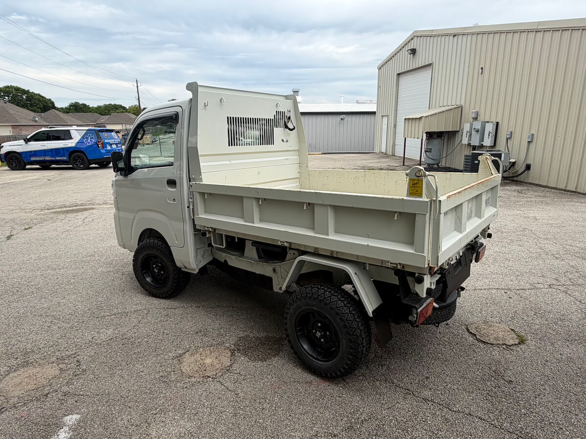 2022 Daihatsu Hijet HD Dump - Image 4