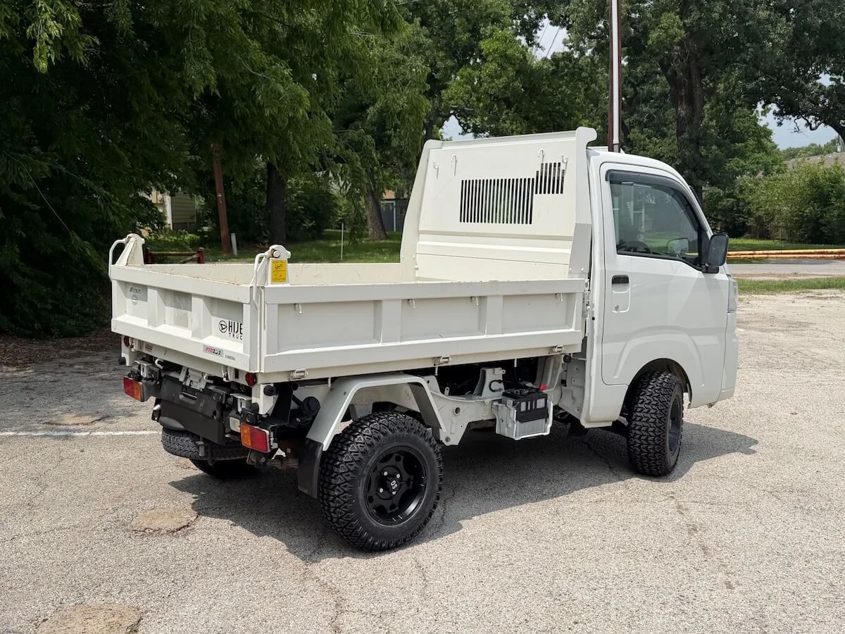 2022 Daihatsu Hijet - Image 4